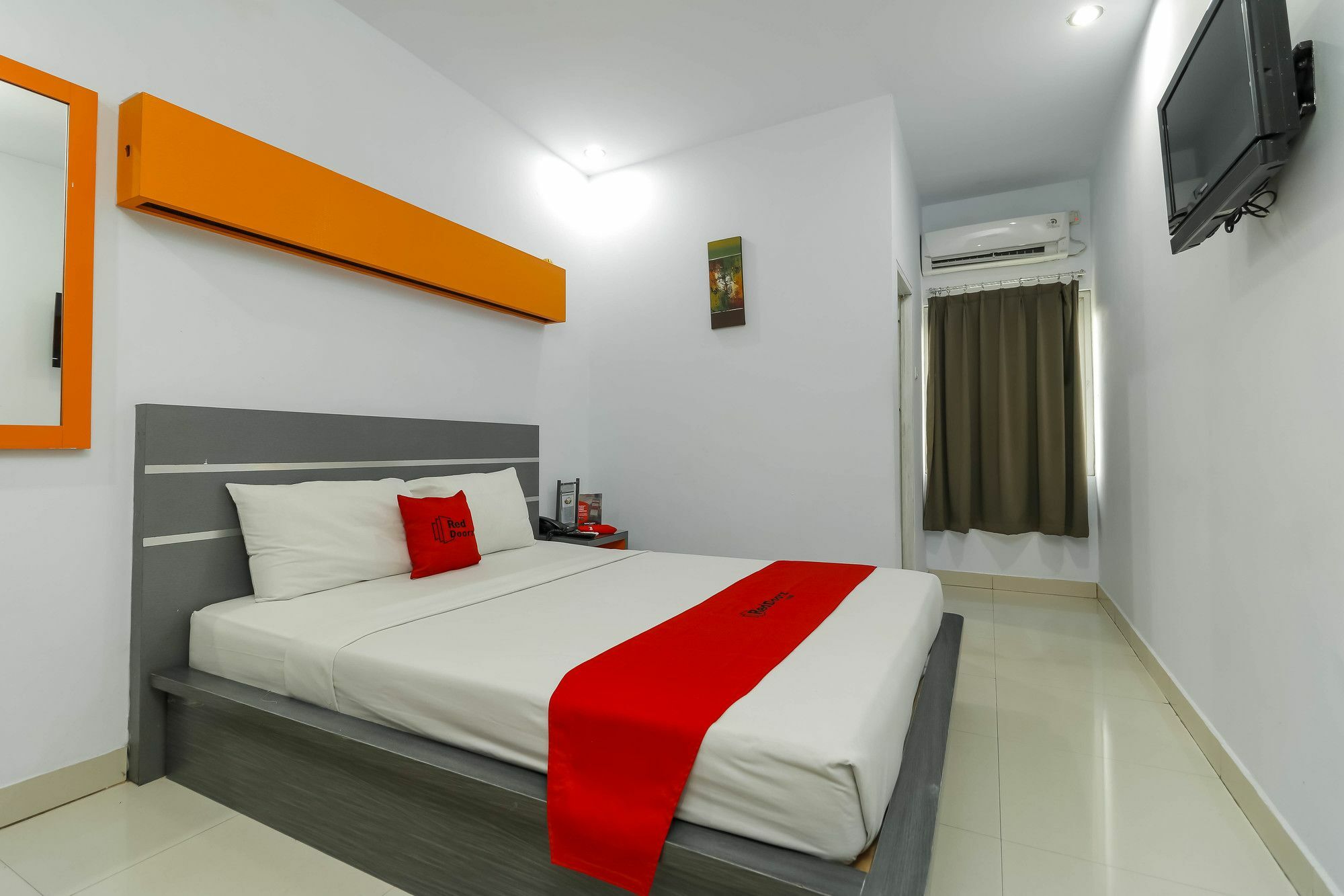 Hotel Reddoorz Near Manado Town Square Zewnętrze zdjęcie